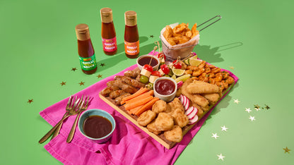 Lee Kum Kee Makrut Lime Leaf Flavoured Chilli Sauce 135g